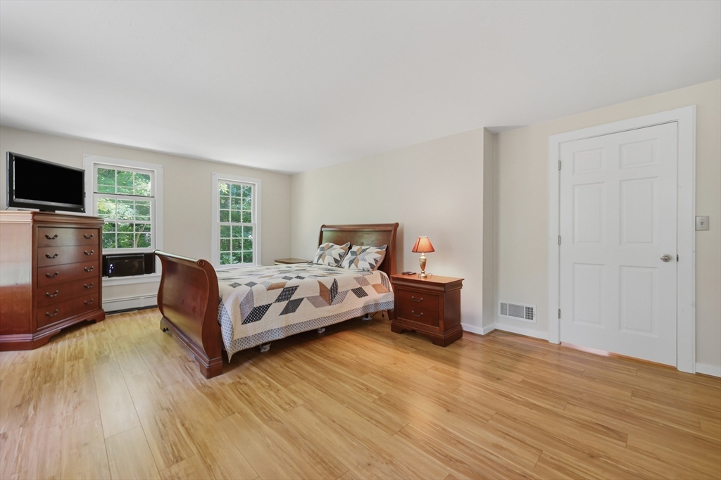 148 Main Street Townsend, MA 01469 - Photo 19 of 42