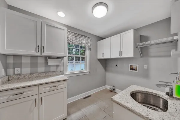 $3,875 | 625 Highfield Road, Salem, VA 24153