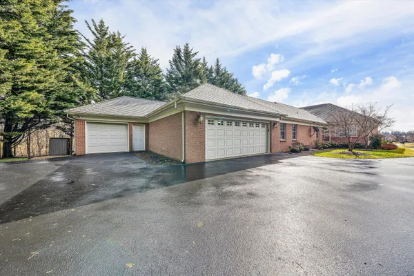 $3,875 | 625 Highfield Road, Salem, VA 24153