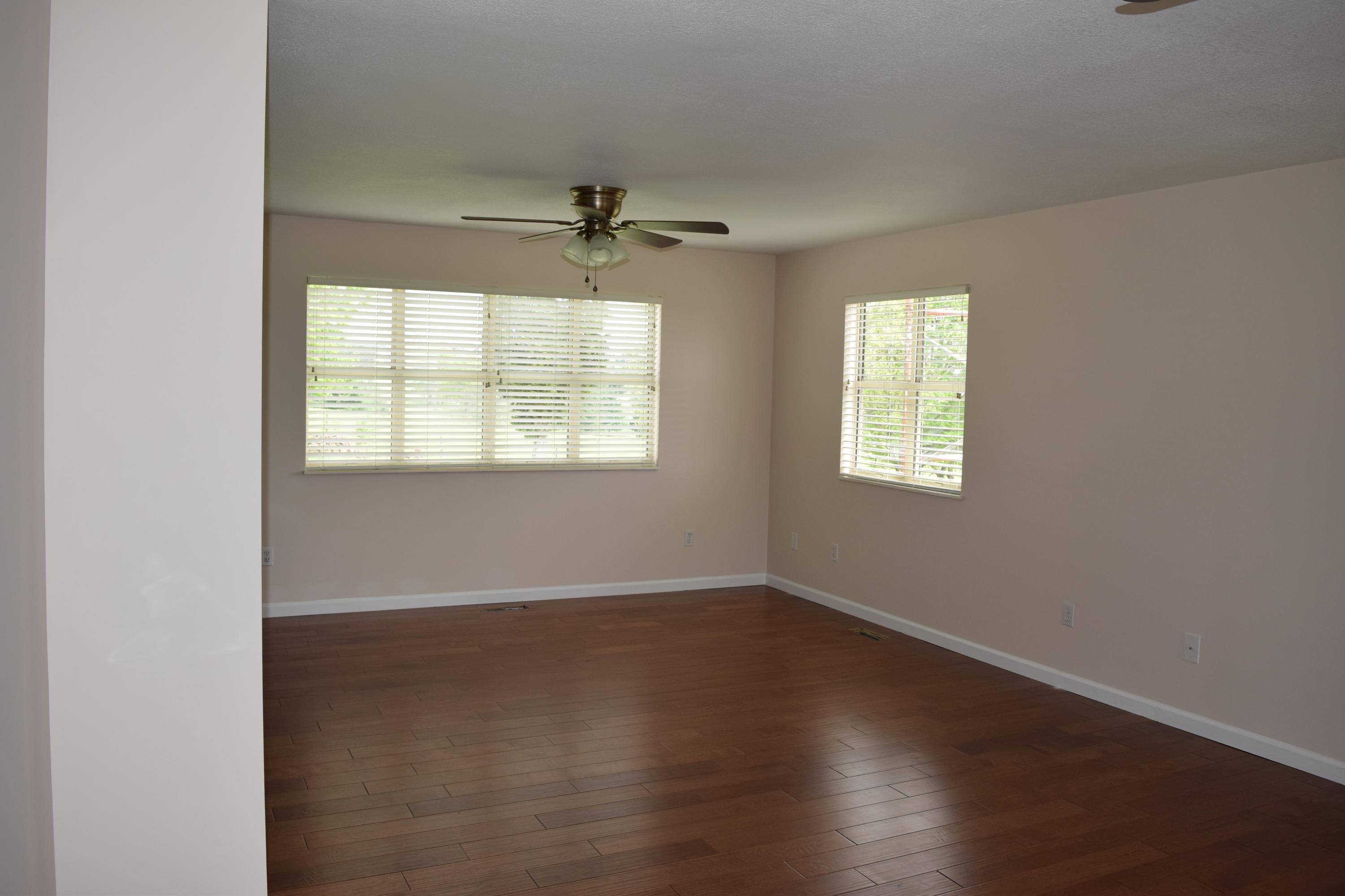 1168 Country Club Road Dandridge, TN 37725 - Photo 11 of 33 DSC_0003 (2)