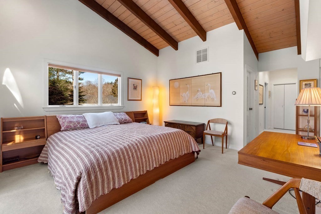 15 Woodholm Road Manchester, MA 01944 - Photo 11 of 42 Gallery Image 11