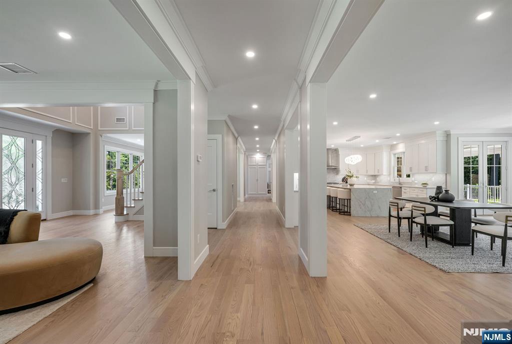 520 Clinton Avenue Wyckoff, NJ 07481 - Photo 18 of 50