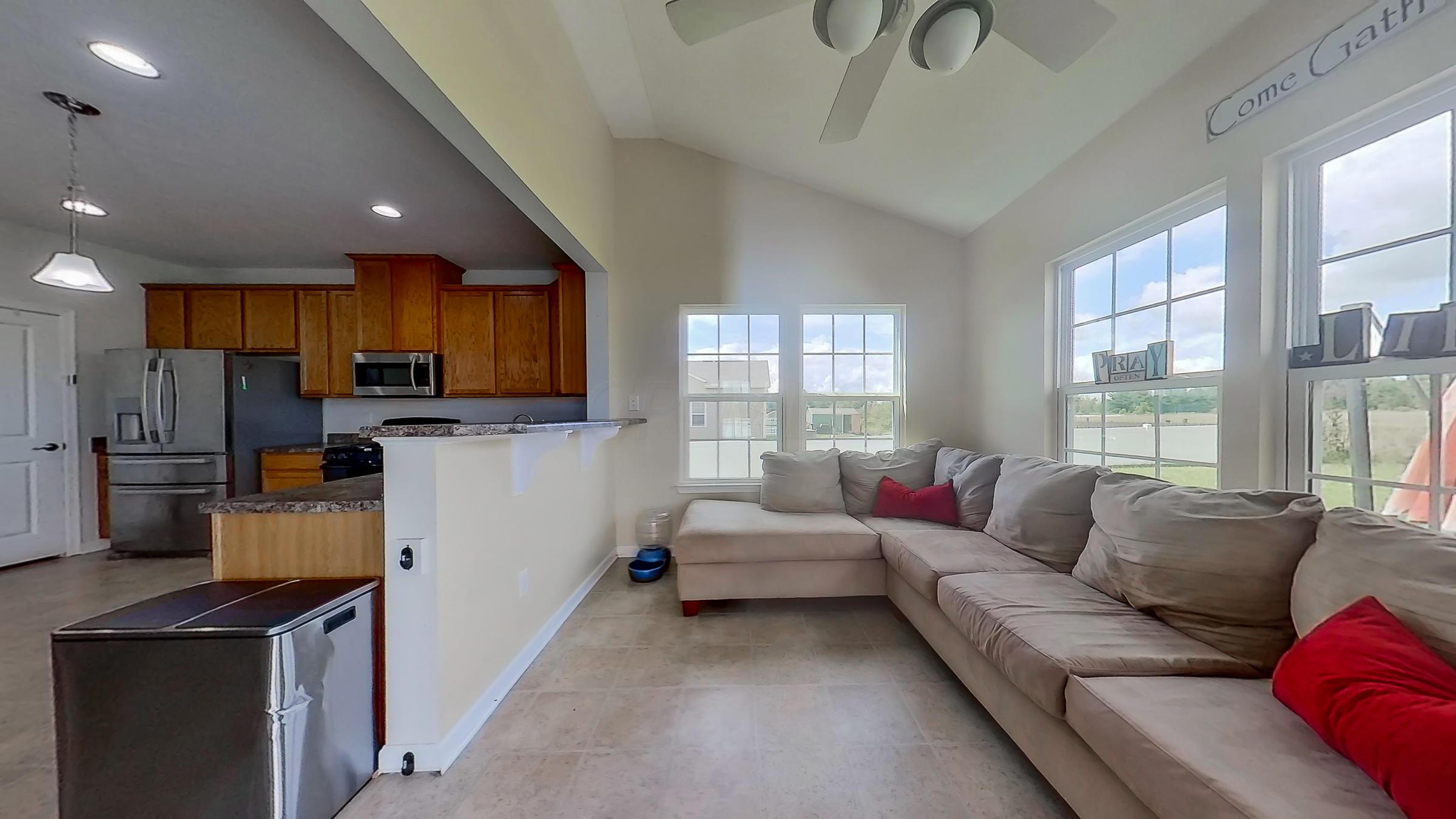 147 Almahurst Road Pataskala, OH 43062 - Photo 13 of 41