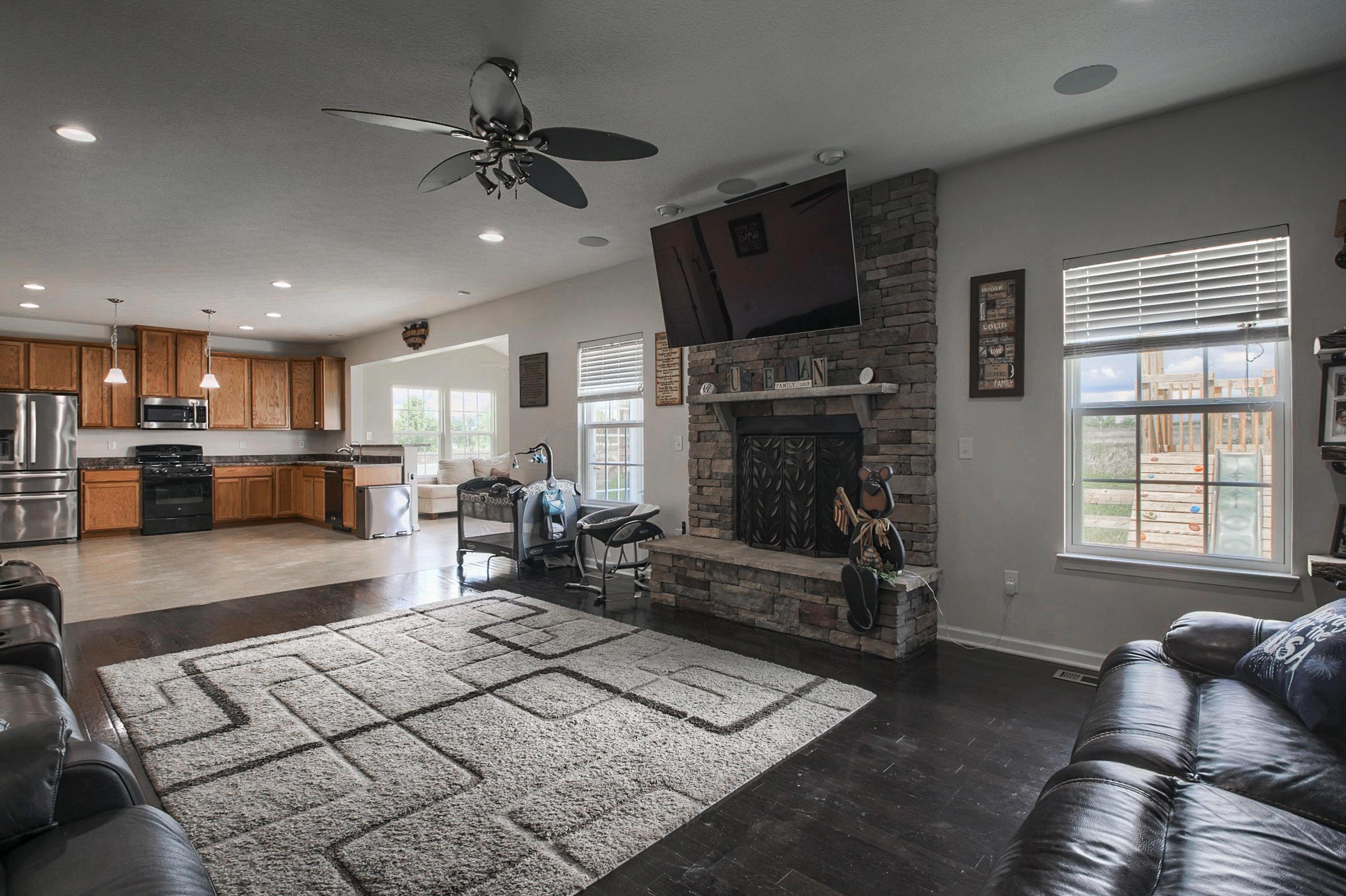 147 Almahurst Road Pataskala, OH 43062 - Photo 17 of 41