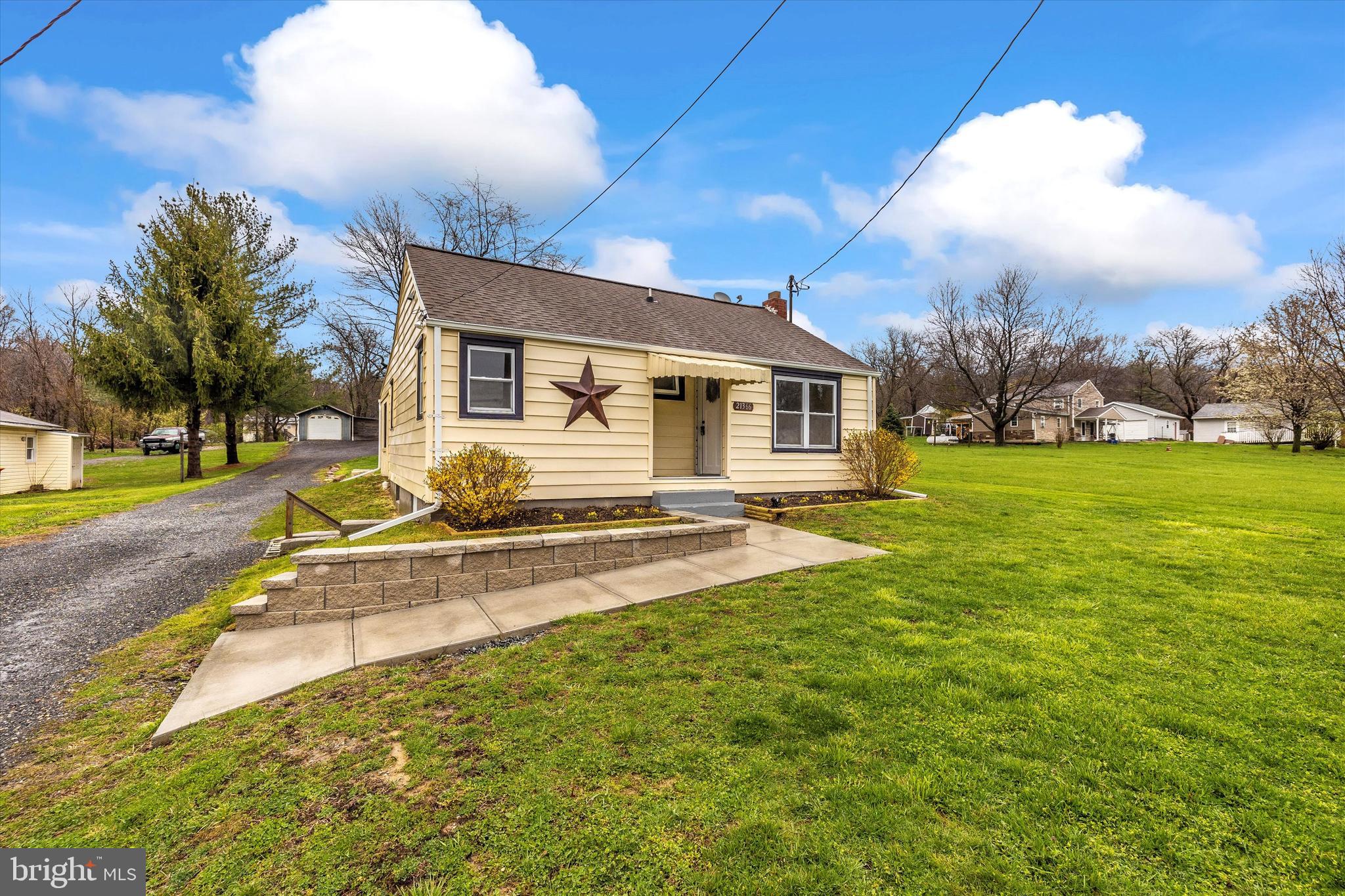 21366 Mt Lena Road Boonsboro, MD 21713 - Photo 1 of 25 Welcome home!