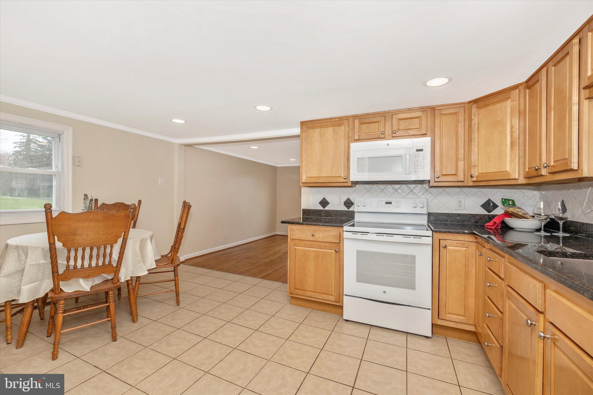 21366 Mt Lena Road Boonsboro, MD 21713 - Photo 9 of 25 Plenty of room here!
