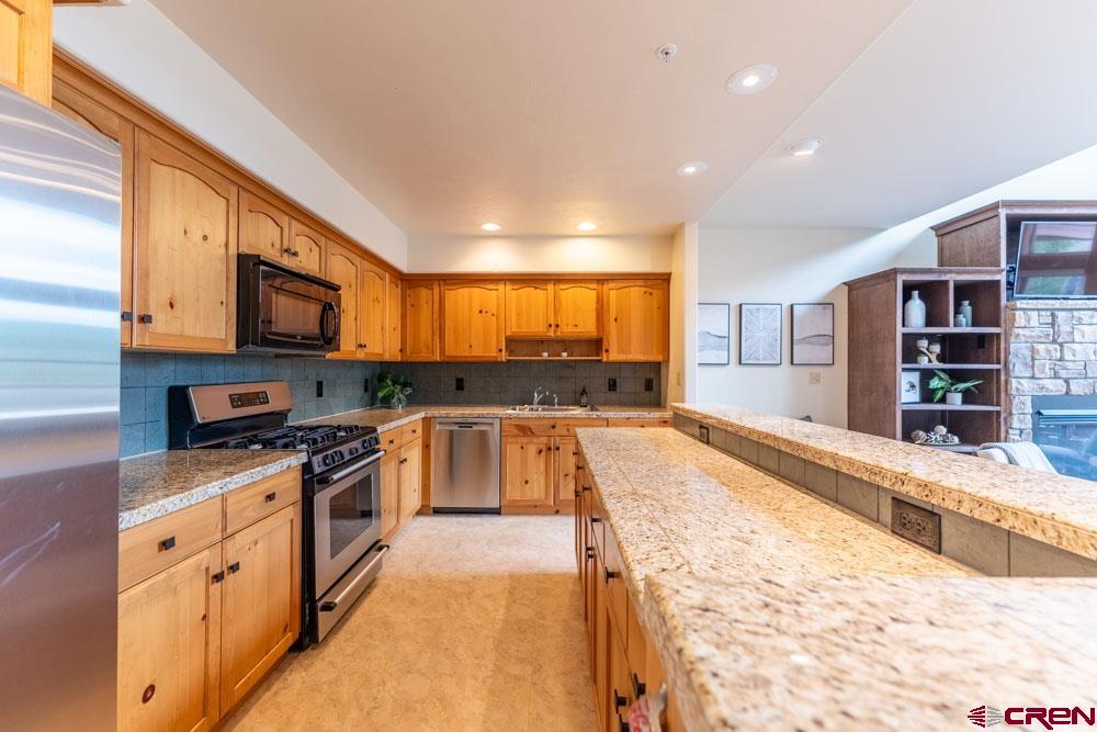 24 Hunter Hill Road, Unit 7 Crested Butte, CO 81225 - Photo 11 of 35 Gallery Image 11