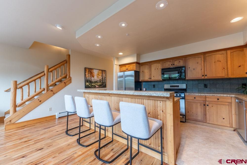 24 Hunter Hill Road, Unit 7 Crested Butte, CO 81225 - Photo 17 of 35 Gallery Image 17