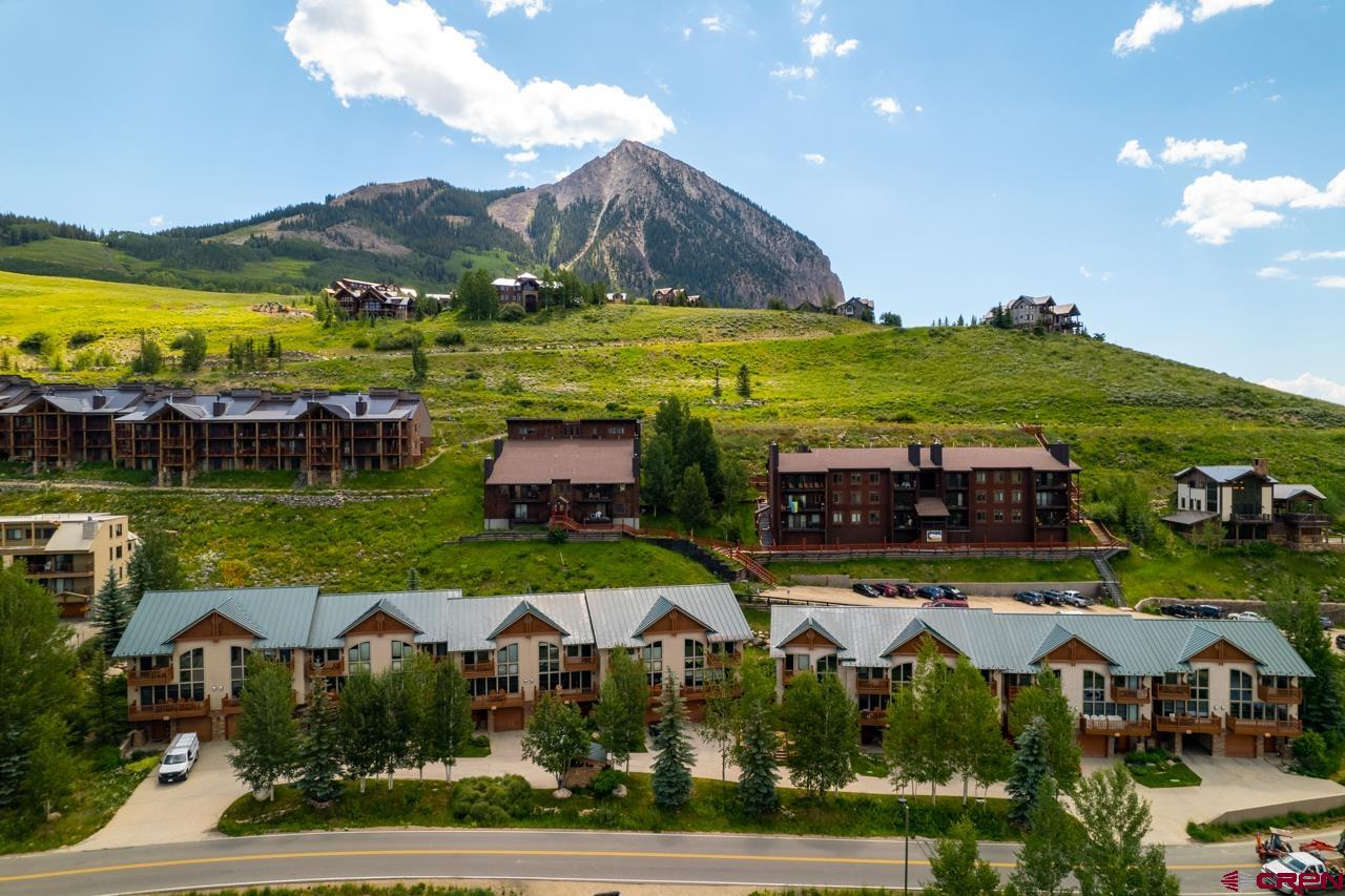 24 Hunter Hill Road, Unit 7 Crested Butte, CO 81225 - Photo 3 of 35 Gallery Image 3