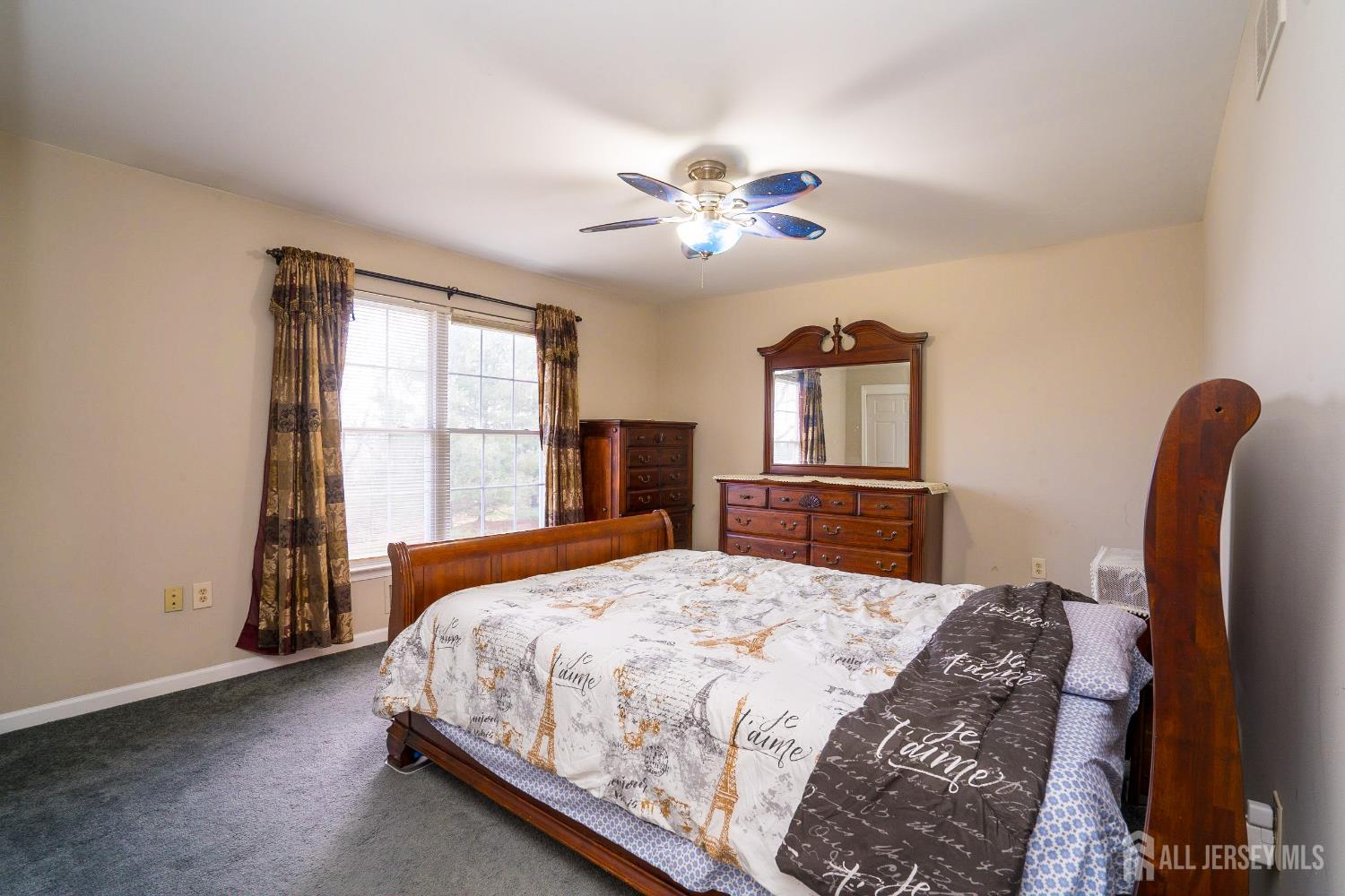 44 Lexington Road Monmouth Junction, NJ 08852 - Photo 17 of 49