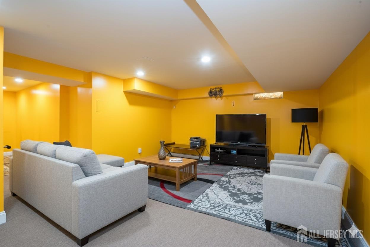 44 Lexington Road Monmouth Junction, NJ 08852 - Photo 31 of 49