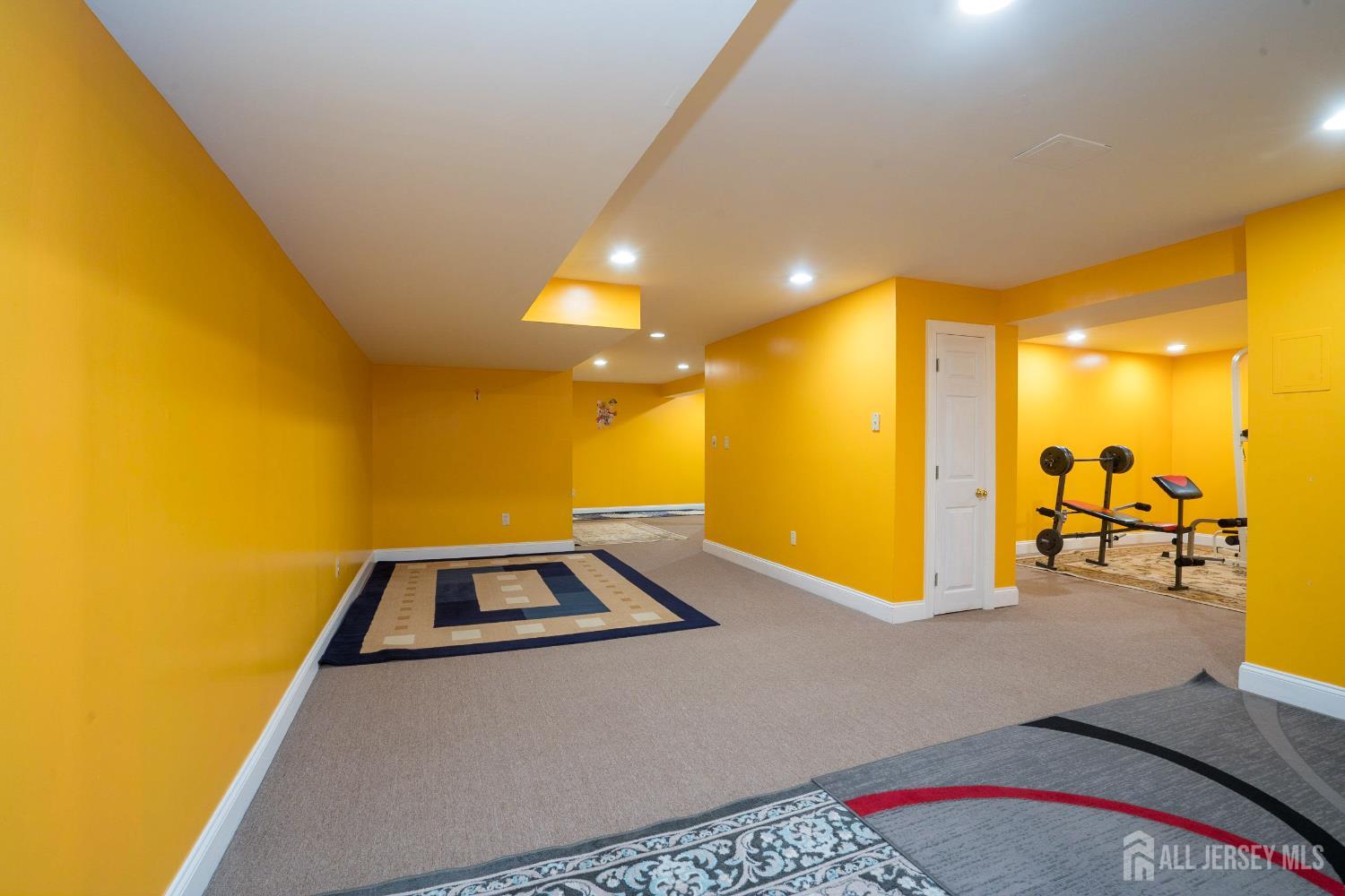 44 Lexington Road Monmouth Junction, NJ 08852 - Photo 32 of 49