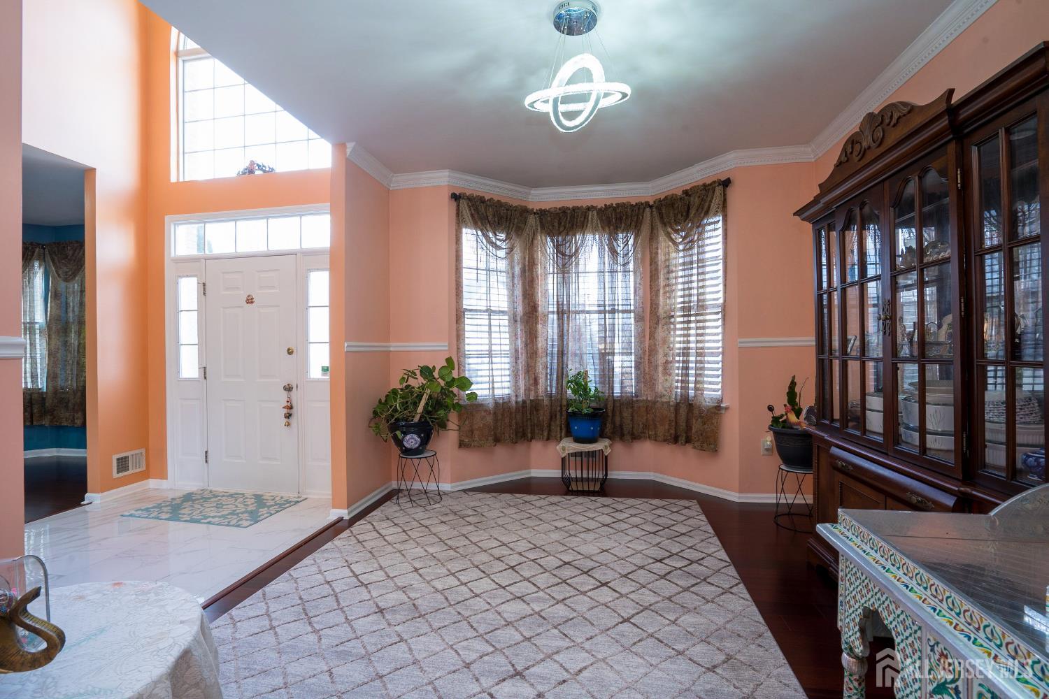 44 Lexington Road Monmouth Junction, NJ 08852 - Photo 7 of 49