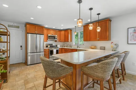 $1,200,000 | 29 Waterview Circle, Centerville, MA 02601