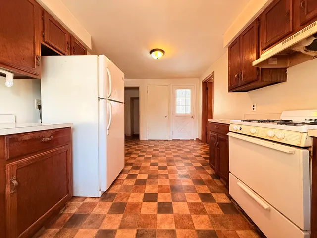 $129,900 | 28 Marion Street, Hillsdale, MI 49242