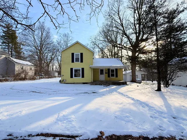 $129,900 | 28 Marion Street, Hillsdale, MI 49242