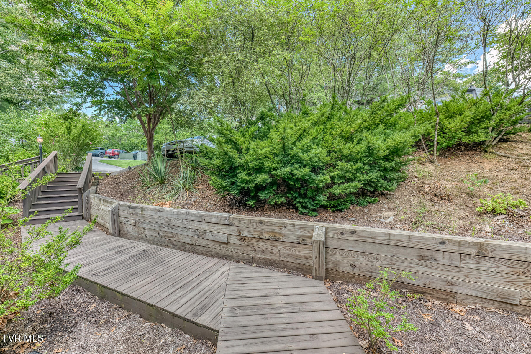331 Hickory Bluff, Unit 331 Johnson City, TN 37601 - Photo 5 of 49 331 Hickory Bluff-5