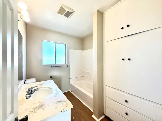 $1,950 | 1100 Val Monte Drive, Hemet, CA 92543