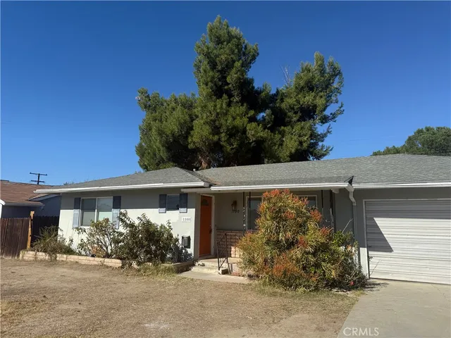 $1,950 | 1100 Val Monte Drive, Hemet, CA 92543