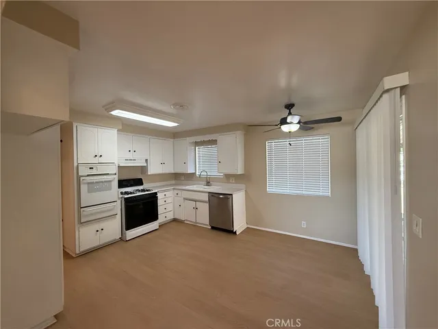 $1,950 | 1100 Val Monte Drive, Hemet, CA 92543