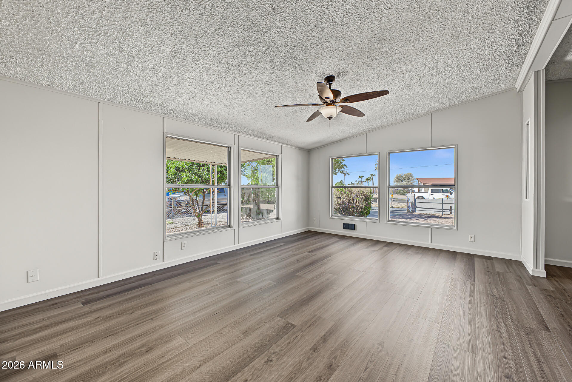 613 South Ellsworth Road Mesa, AZ 85208 - Photo 9 of 32 11 - 92nd