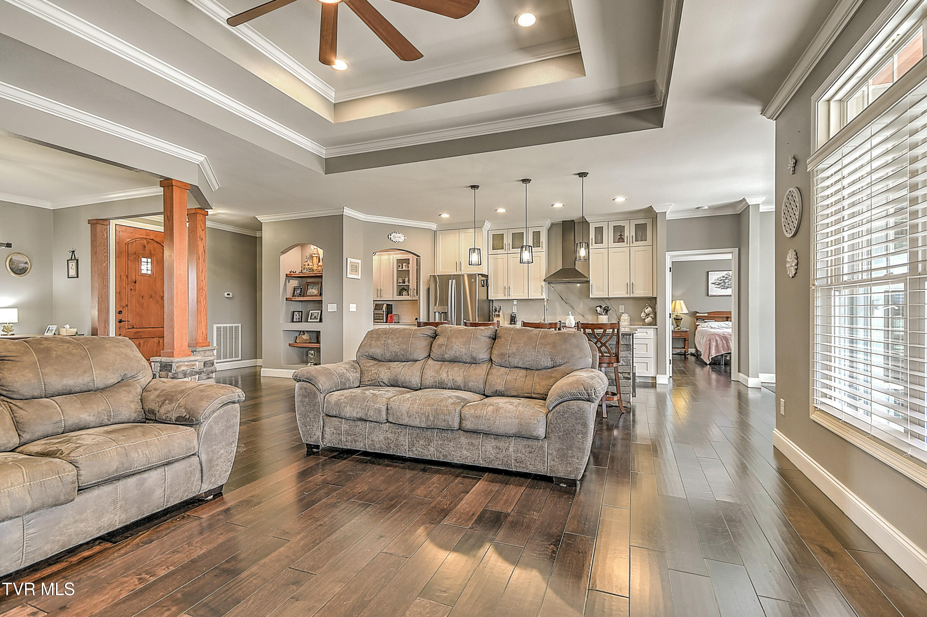 306 Saddle Ridge Court Greeneville, TN 37745 - Photo 10 of 40 Seamless Living & Kitchen Flow