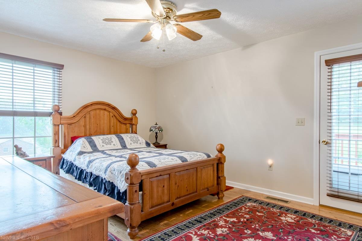 2321 Gate Road Christiansburg, VA 24073 - Photo 26 of 49 Gallery Image 26
