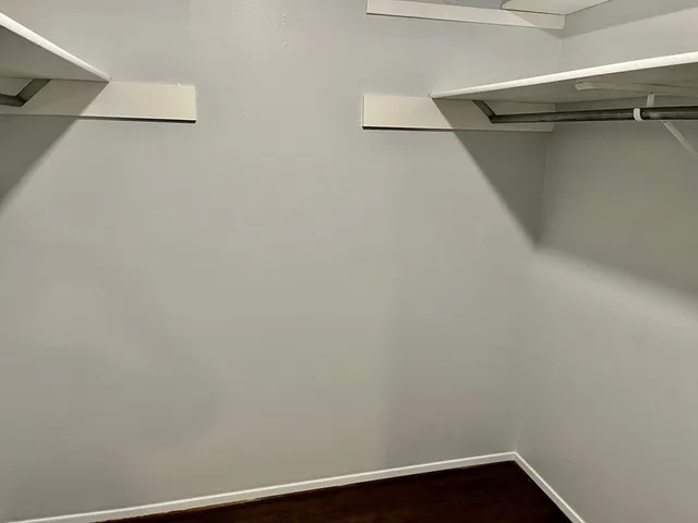 $975 | 103 East Trailmoor Drive, Unit 10, Fredericksburg, TX 78624