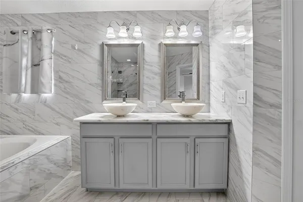 $525,000 | 12407 Gilmerton Mist Lane, Riverview, FL 33579