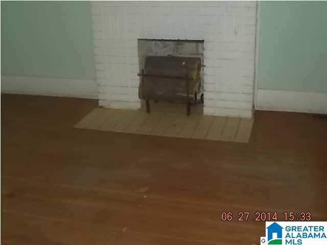 908 Woodward Road Birmingham, AL 35228 - Photo 3 of 17