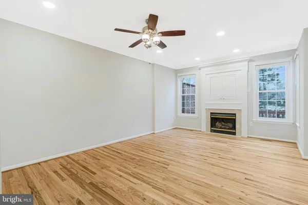 $3,900 | 1707 Stuart Pointe Lane, Herndon, VA 20194