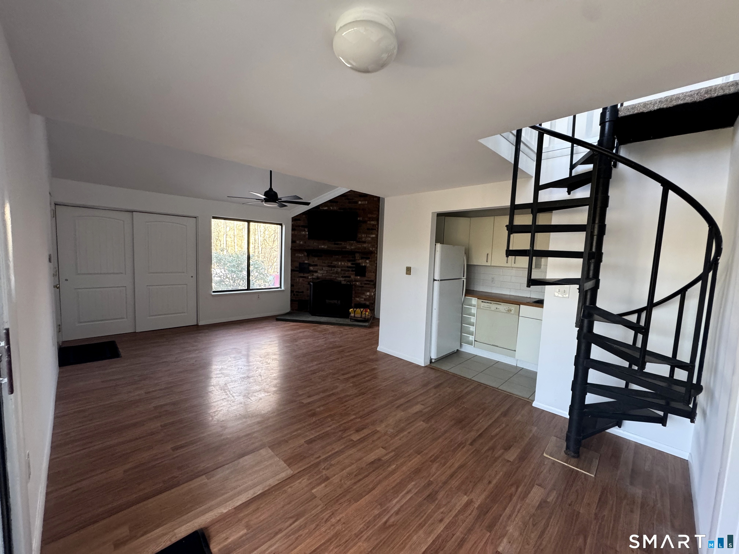 66 Mohawk Trail, Unit 66 Guilford, CT 06437 - Photo 3 of 14