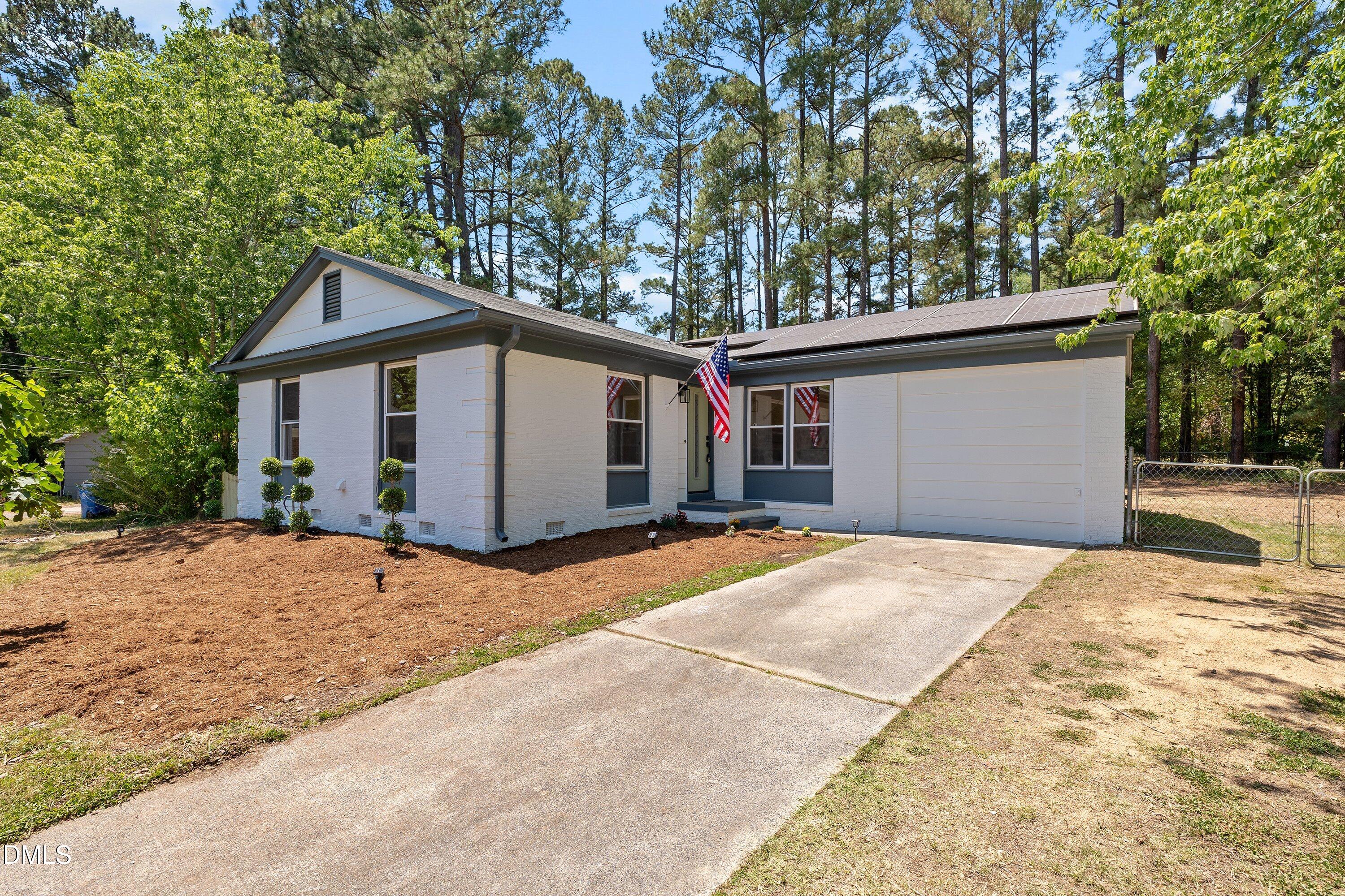 118 Temple Lane Durham, NC 27713 - Photo 2 of 44 Welcome Home!
