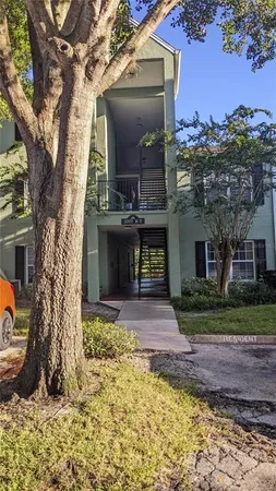 $1,500 | 2007 Dixie Belle Drive, Unit T, Orlando, FL 32812