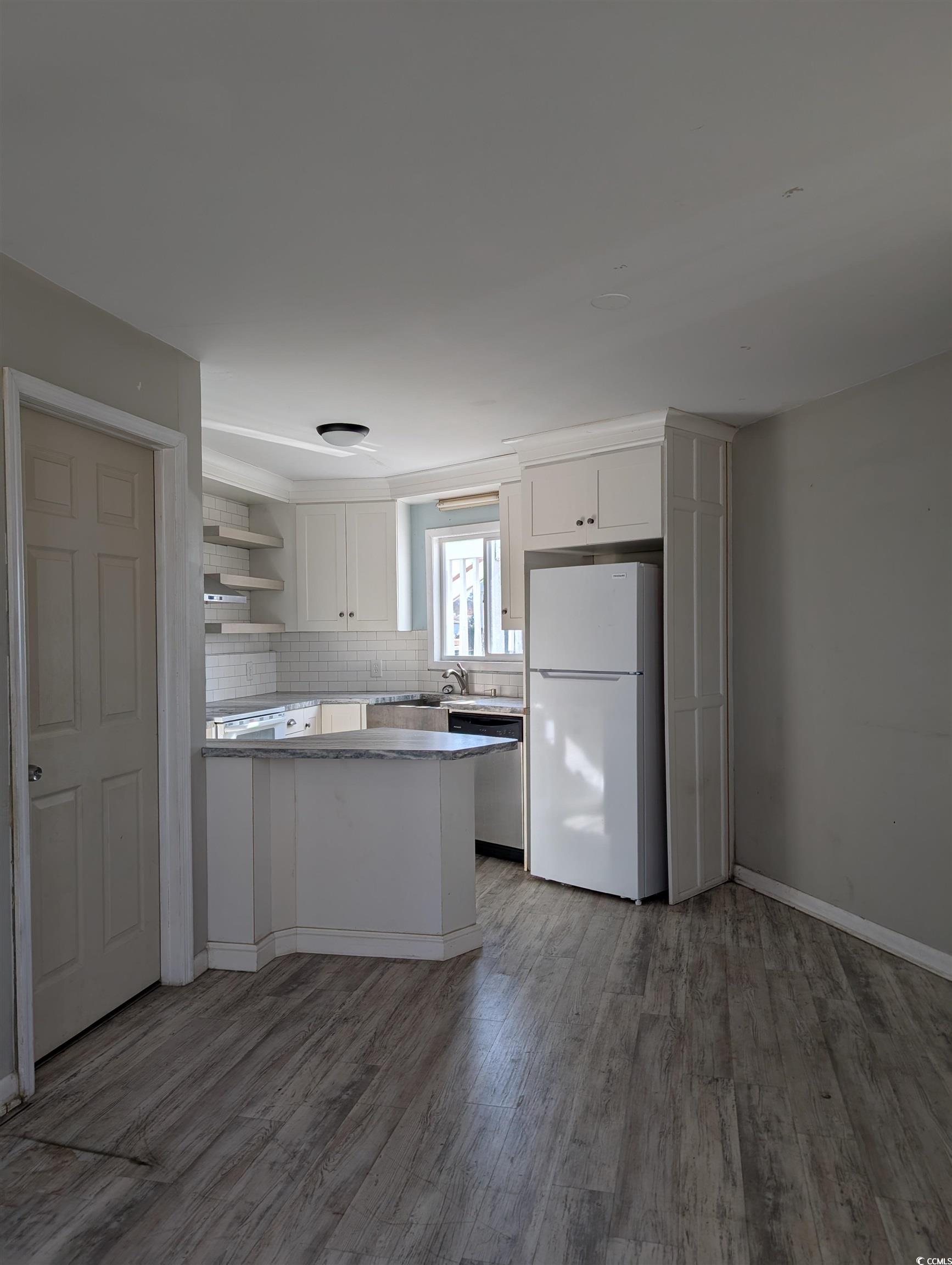 502 Tree Top Lane Myrtle Beach, SC 29588 - Photo 4 of 9