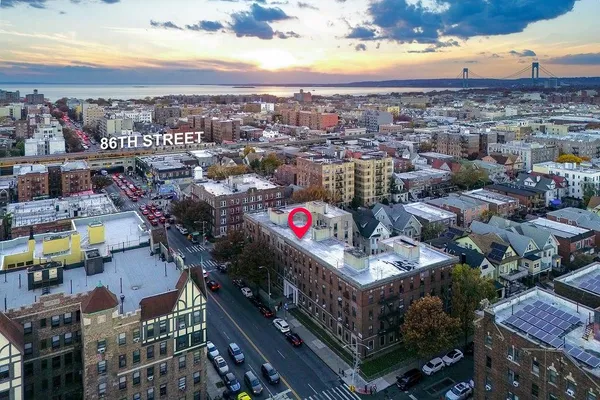 $429,000 | 8320 Bay Parkway, Unit B25 | Bensonhurst