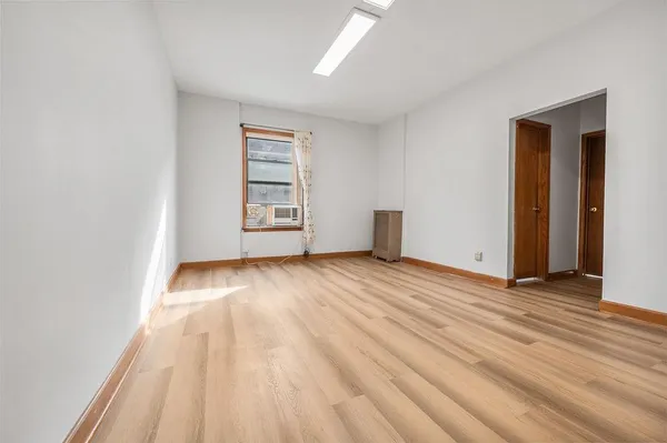 $429,000 | 8320 Bay Parkway, Unit B25 | Bensonhurst