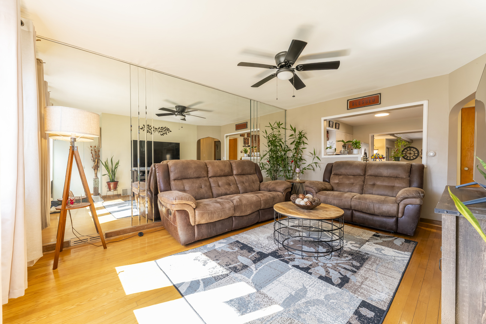 9020 West 22nd Place North Riverside, IL 60546 - Photo 4 of 31