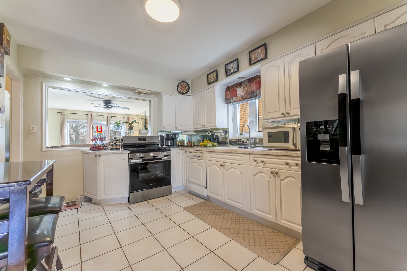 9020 West 22nd Place North Riverside, IL 60546 - Photo 7 of 31