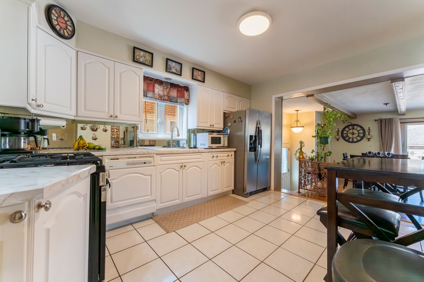 9020 West 22nd Place North Riverside, IL 60546 - Photo 8 of 31