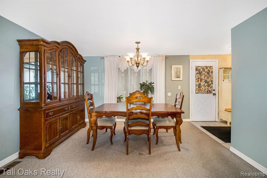 1468 Ruby Avenue Rochester Hills, MI 48309 - Photo 3 of 18