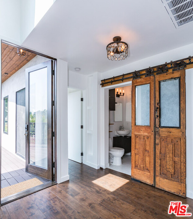 2016 Ewing Street Los Angeles, CA 90039 - Photo 11 of 33 a view of an entryway