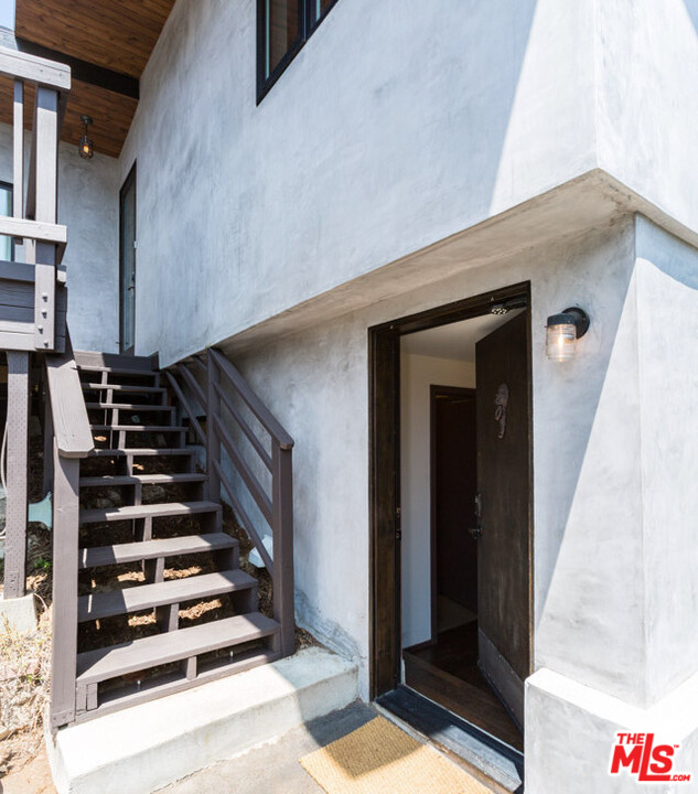2016 Ewing Street Los Angeles, CA 90039 - Photo 27 of 33 a view of entryway with wooden floor