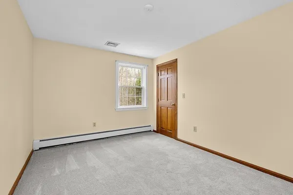 $689,000 | 7 Neck Hill Road, Mendon, MA 01756