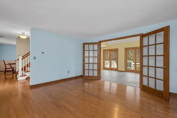 $689,000 | 7 Neck Hill Road, Mendon, MA 01756