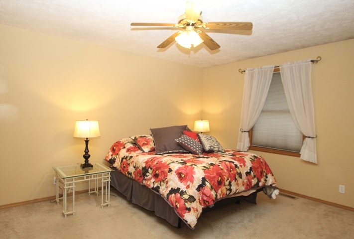 8401 West Pleasant Road Yorktown, IN 47396 - Photo 13 of 24 Gallery Image 13