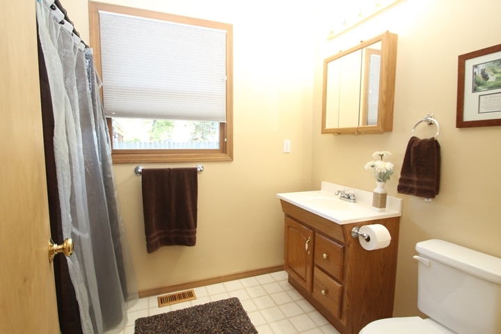 8401 West Pleasant Road Yorktown, IN 47396 - Photo 16 of 24 Gallery Image 16