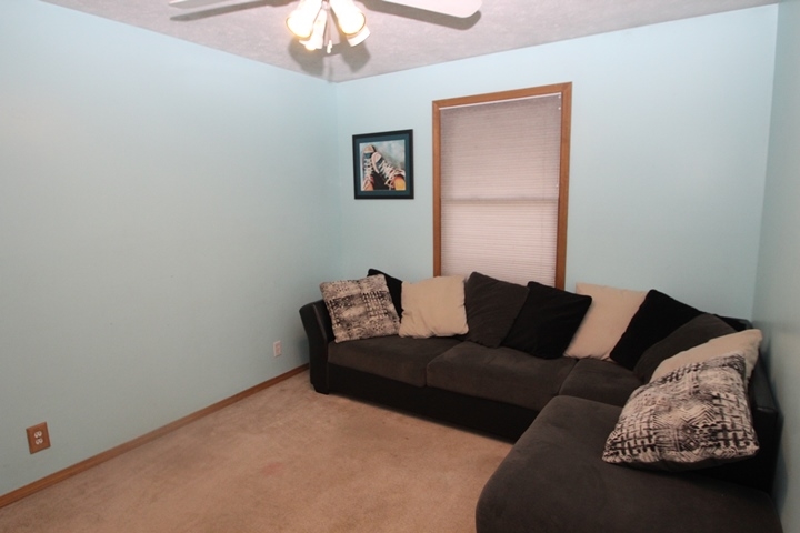 8401 West Pleasant Road Yorktown, IN 47396 - Photo 19 of 24 Gallery Image 19