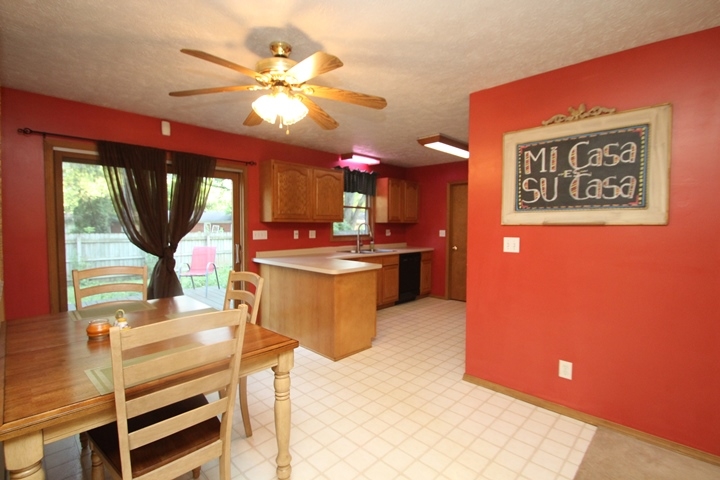 8401 West Pleasant Road Yorktown, IN 47396 - Photo 8 of 24 Gallery Image 8