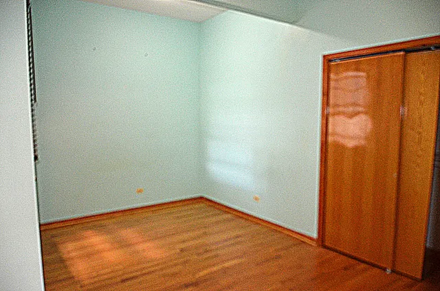 a view of empty room with window